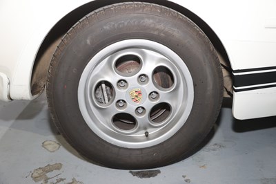 Lot 298 - 1986 Porsche 944