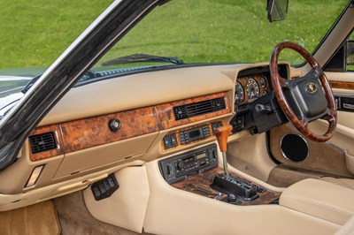 Lot 26 - 1992 Jaguar XJ-S 5.3 Convertible