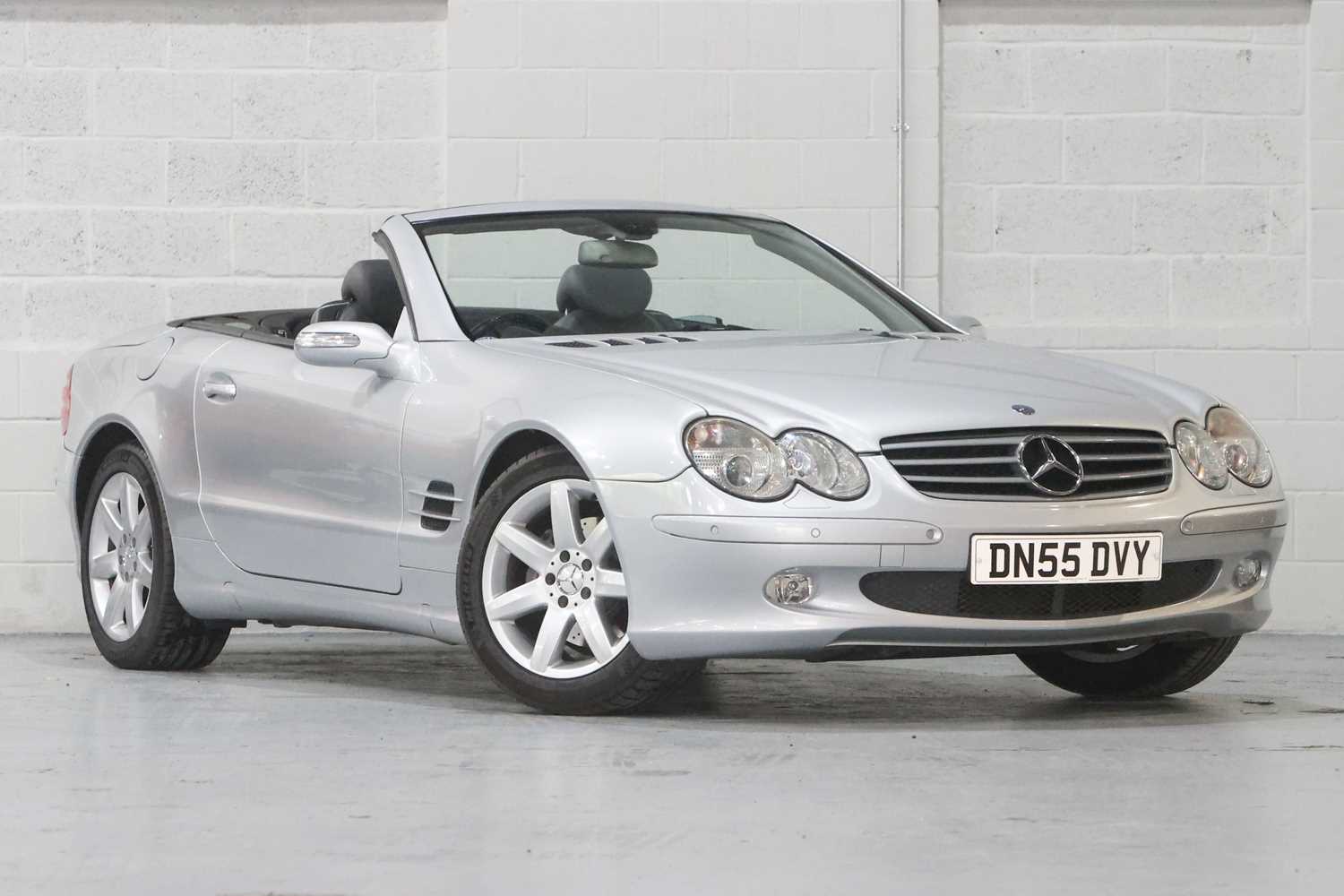 Lot 271 - 2005 Mercedes-Benz SL 350