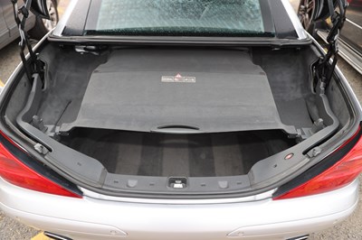 Lot 271 - 2005 Mercedes-Benz SL 350