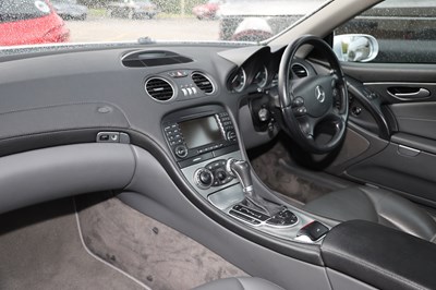 Lot 271 - 2005 Mercedes-Benz SL 350