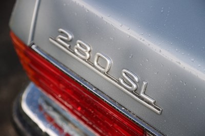 Lot 241 - 1984 Mercedes-Benz 280 SL