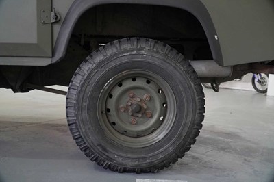 Lot 104 - 1998 Land Rover Defender Wolf 110 REMUS