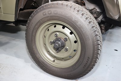 Lot 212 - 1991 Land Rover Defender 90