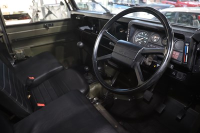 Lot 212 - 1991 Land Rover Defender 90