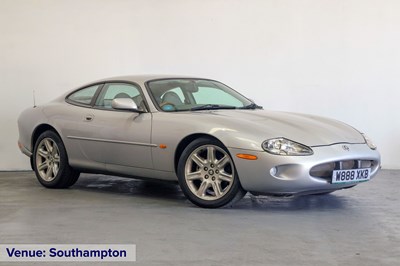 Lot 155 - 2000 Jaguar XK8 Coupe