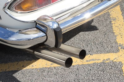 Lot 300 - 1972 Triumph Stag