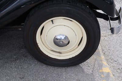 Lot 296 - 1952 Citroen Traction Avant