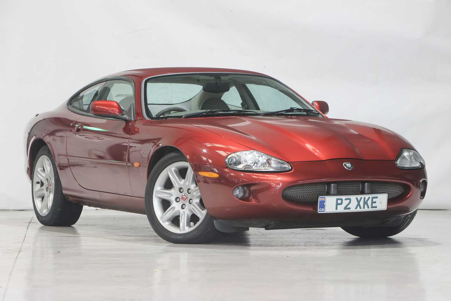 Lot 281 - 1996 Jaguar XK8 4.0