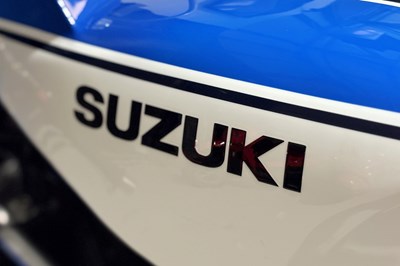 Lot 24 - 1975 Suzuki TR750 Evocation