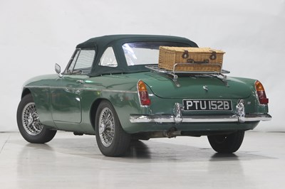 Lot 290 - 1964 MG B Roadster