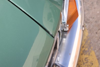 Lot 290 - 1964 MG B Roadster