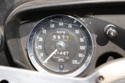 Lot 290 - 1964 MG B Roadster