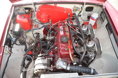 Lot 1966 MG B GT