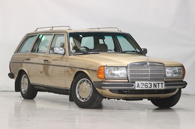 Lot 1984 Mercedes-Benz 230 TE