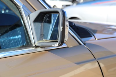 Lot 259 - 1984 Mercedes-Benz 230 TE