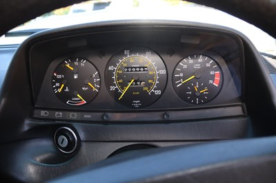 Lot 259 - 1984 Mercedes-Benz 230 TE