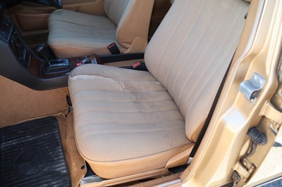 Lot 259 - 1984 Mercedes-Benz 230 TE