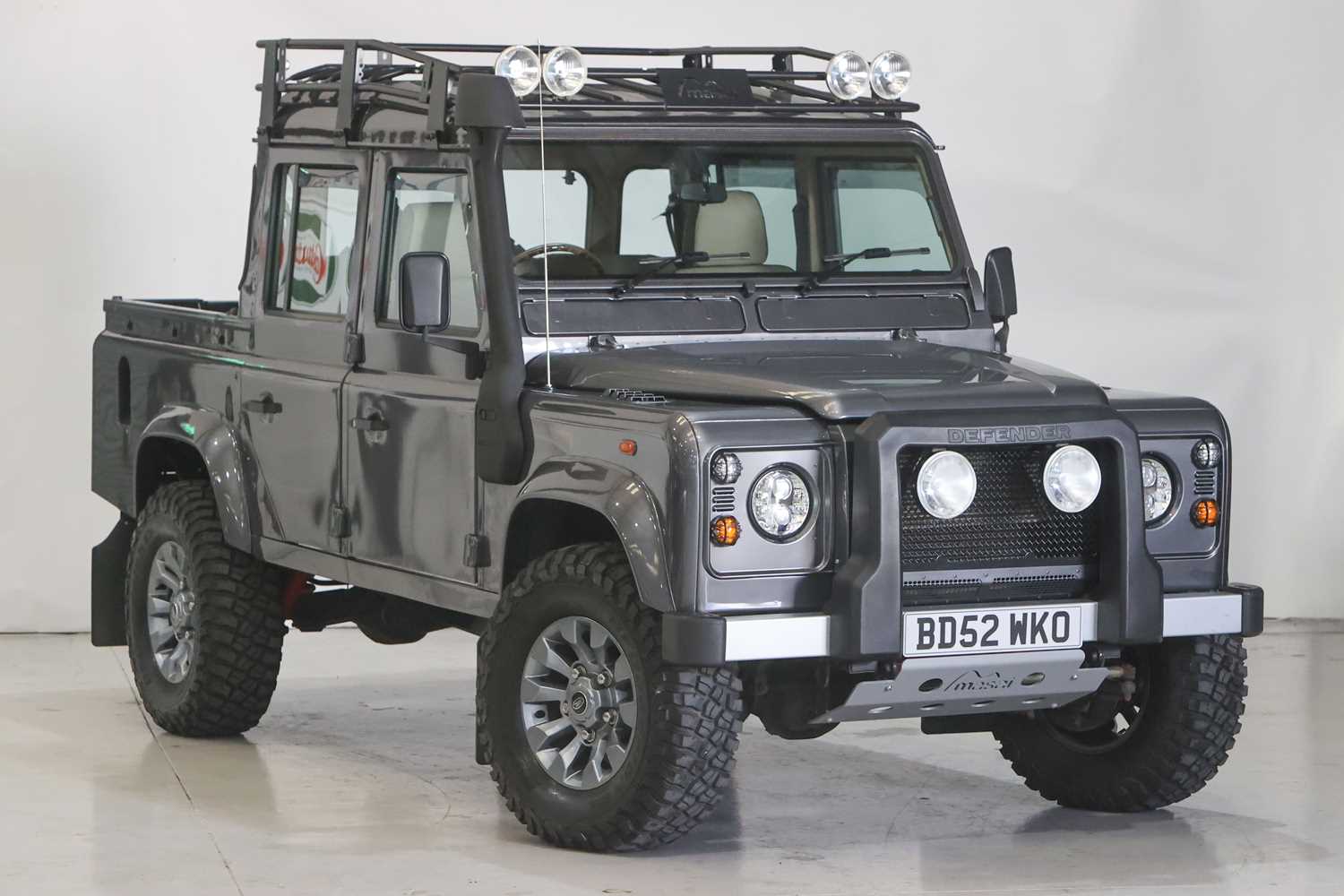 Lot 252 - 2002 Land Rover Defender 110 County TD5