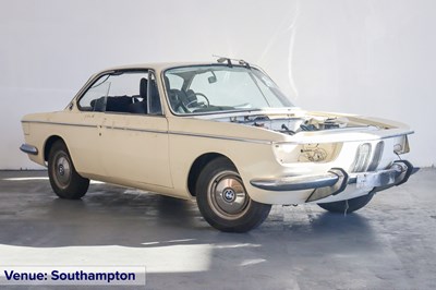 Lot 1970 BMW 2000 CS