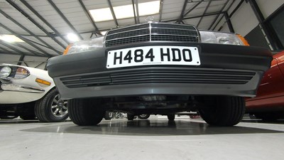 Lot 250 - 1990 Mercedes-Benz 190 E 1.8