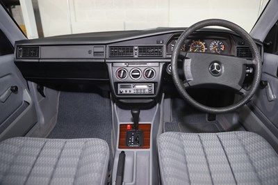 Lot 250 - 1990 Mercedes-Benz 190 E 1.8
