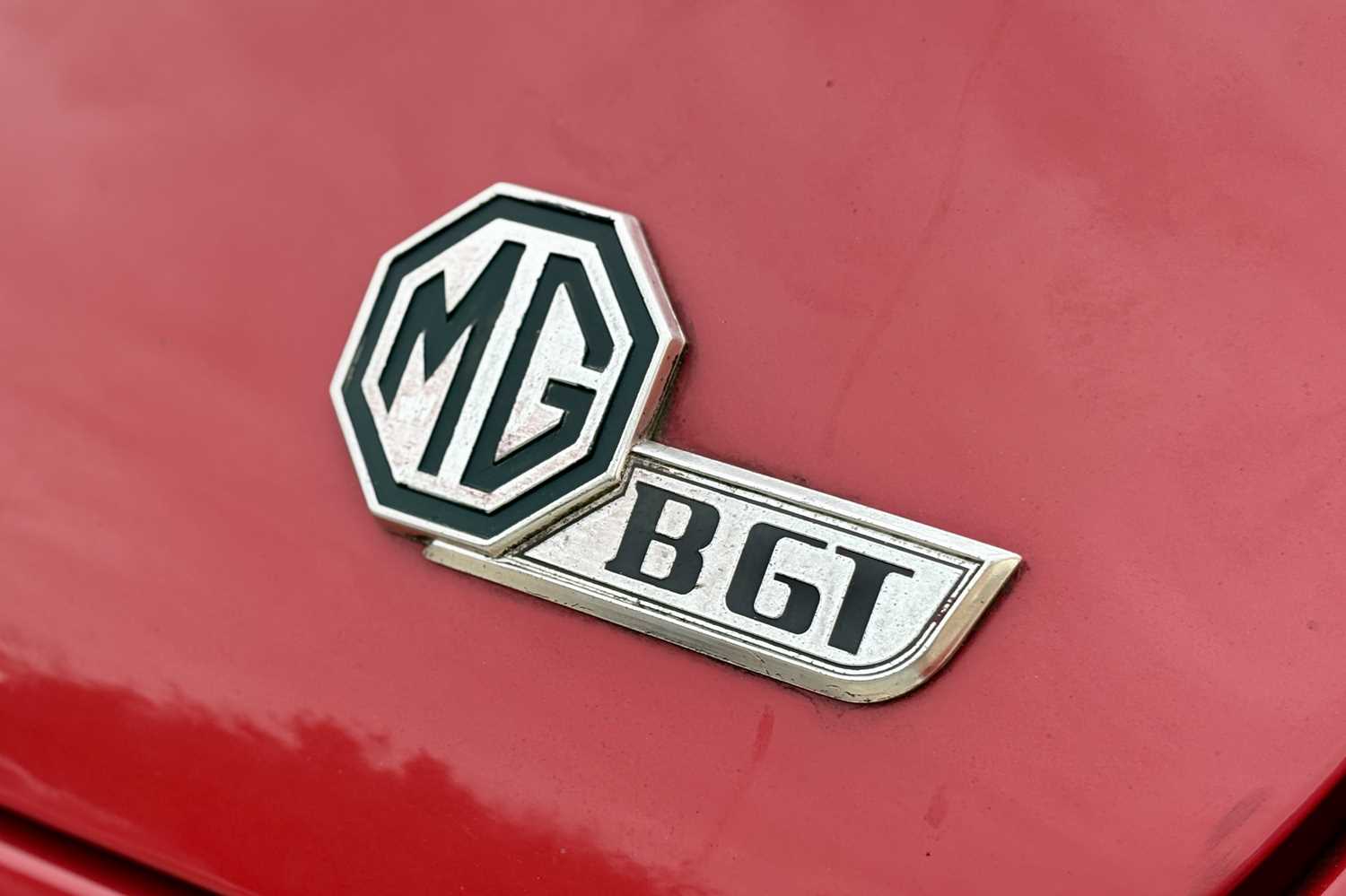 339 - 1974 MG B GT