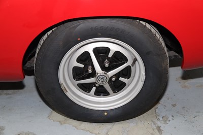 Lot 237 - 1974 MG B GT