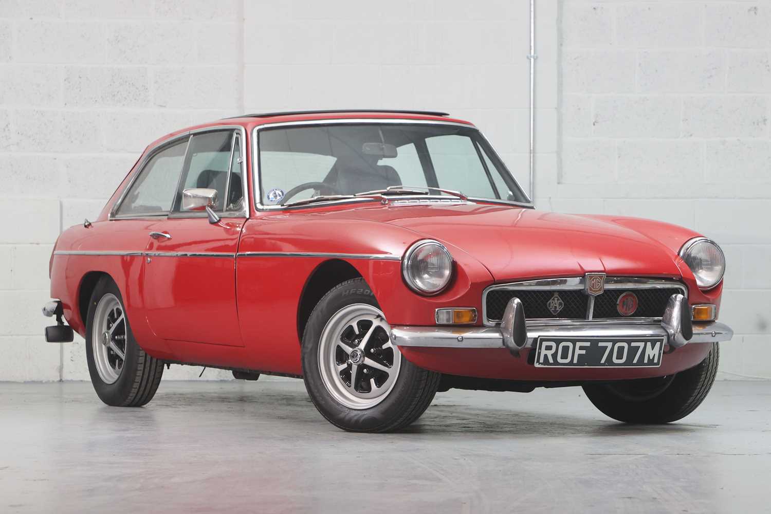 Lot 237 - 1974 MG B GT