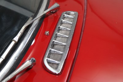 Lot 237 - 1974 MG B GT
