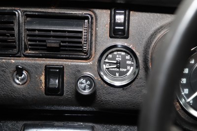 Lot 237 - 1974 MG B GT
