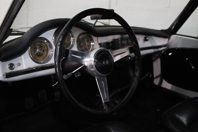 Lot 270 - 1963 Alfa Romeo Giulia 1600 Spider