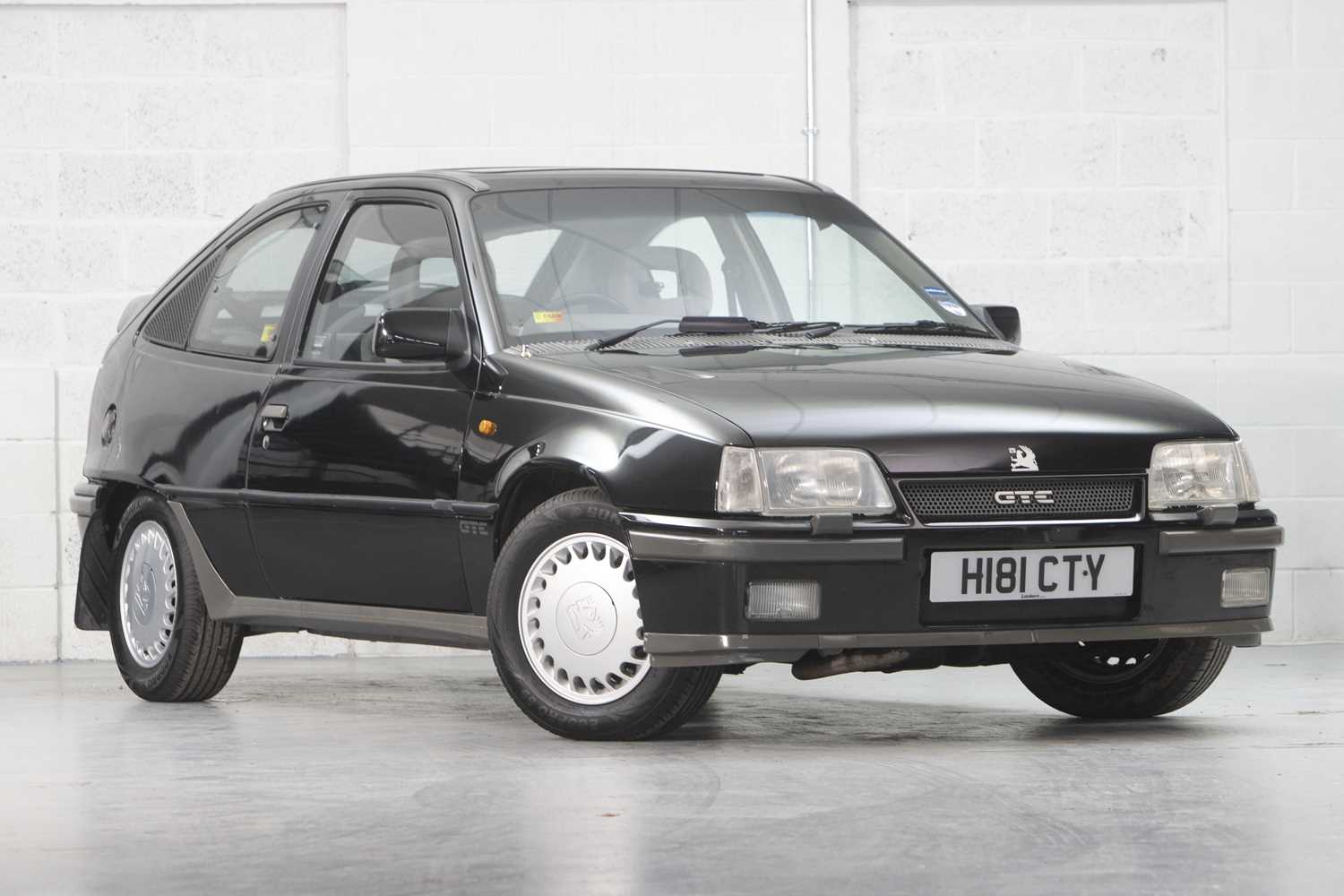 Lot 217 - 1991 Vauxhall Astra GTE 8V