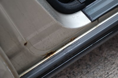 Lot 215 - 1988 Mercedes-Benz 260 E