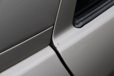 Lot 215 - 1988 Mercedes-Benz 260 E