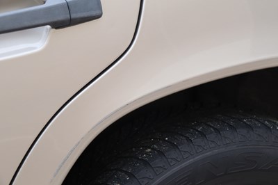 Lot 215 - 1988 Mercedes-Benz 260 E