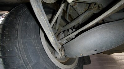 Lot 215 - 1988 Mercedes-Benz 260 E