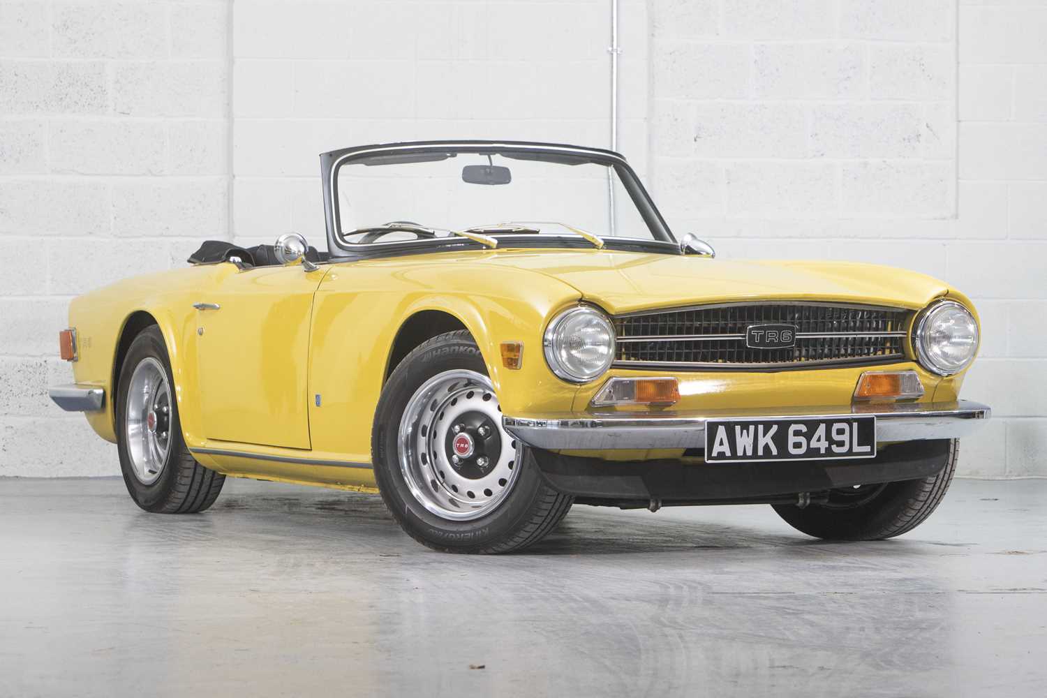 1972 Triumph TR6 PI