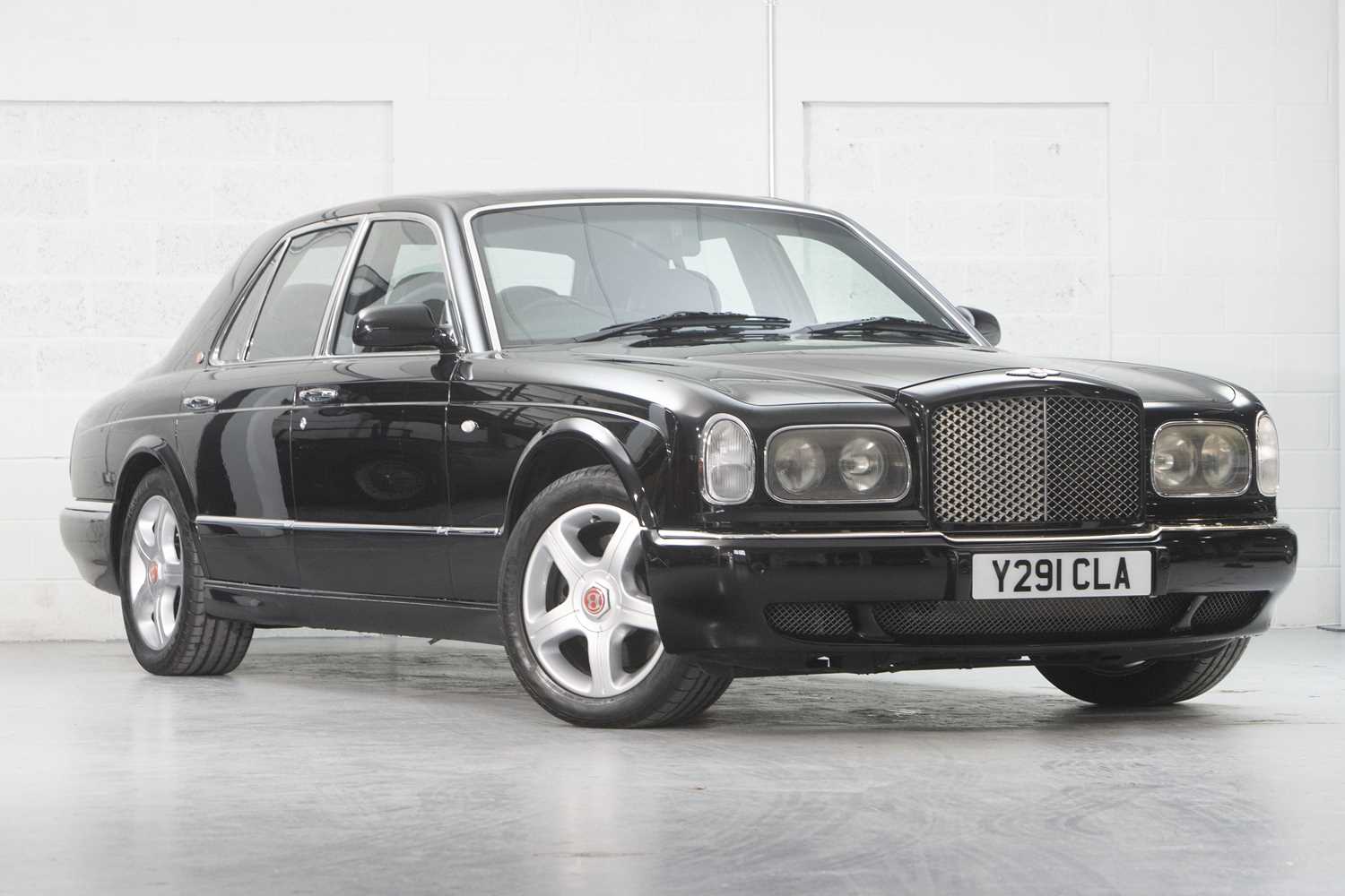 Lot 212 - 2001 Bentley Arnage Red Label
