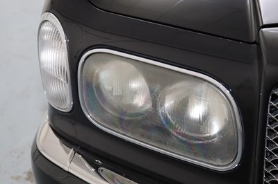 Lot 212 - 2001 Bentley Arnage Red Label