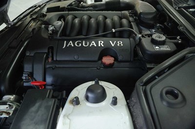 Lot 138 - 2000 Jaguar XK8 Coupe