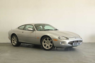 Lot 138 - 2000 Jaguar XK8 Coupe