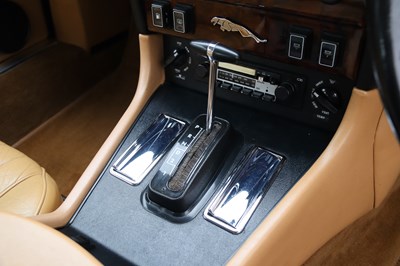 Lot 211 - 1983 Jaguar XJ6 4.2