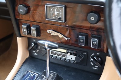 Lot 211 - 1983 Jaguar XJ6 4.2