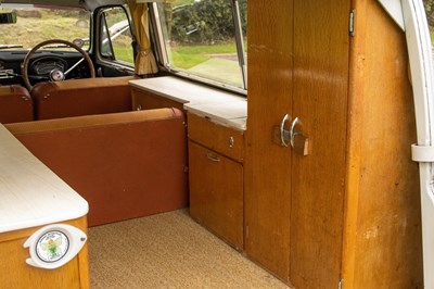 Lot 1971 Morris A60 Sun-Tor Camper Van