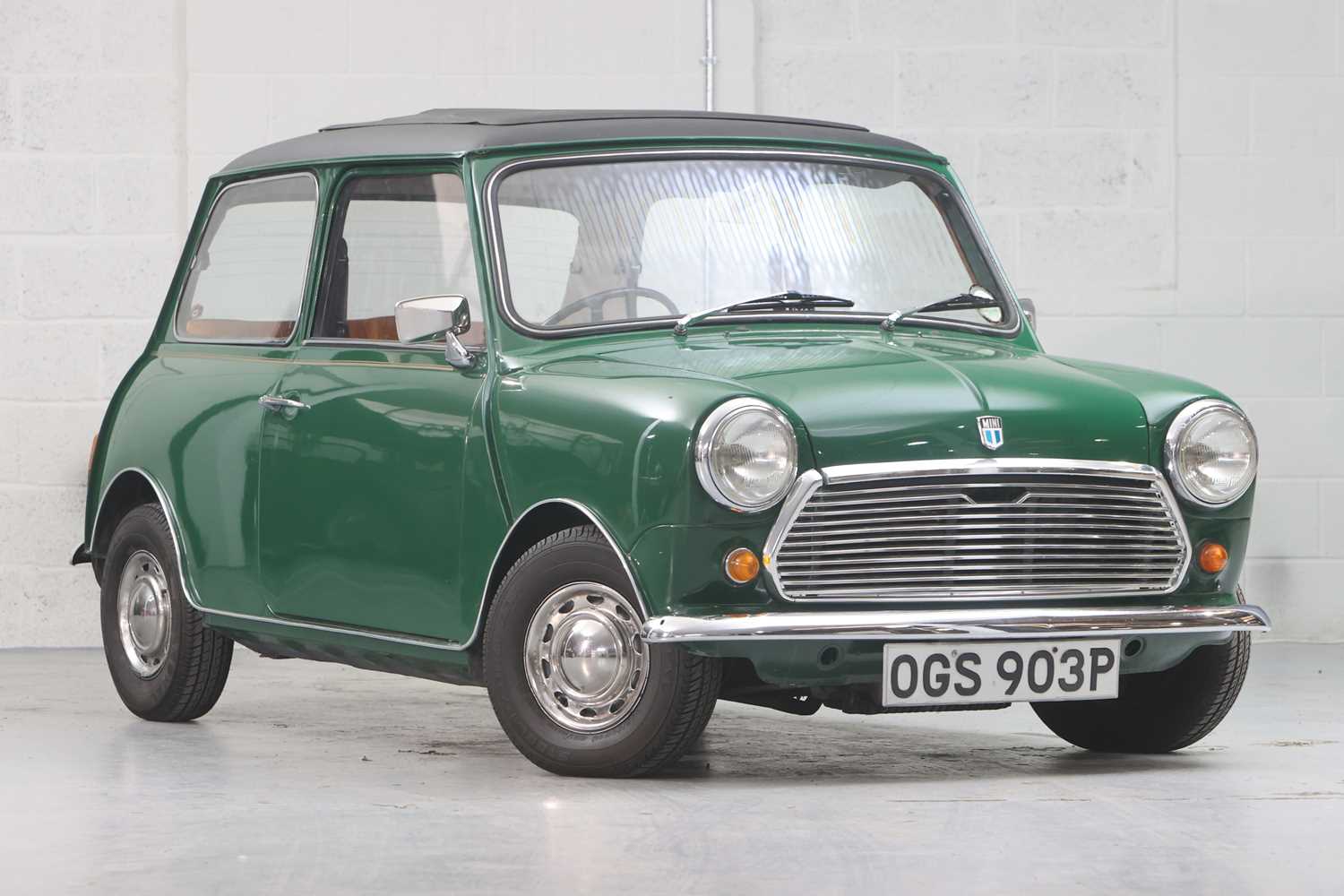 Lot 225 - 1976 Leyland Mini 1000 'Stripey' LE