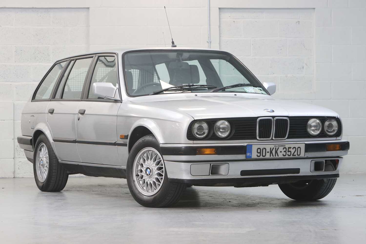 Lot 201 - 1990 BMW 318i (E30) Touring