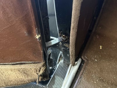 Lot 1950 Ford Pilot V8