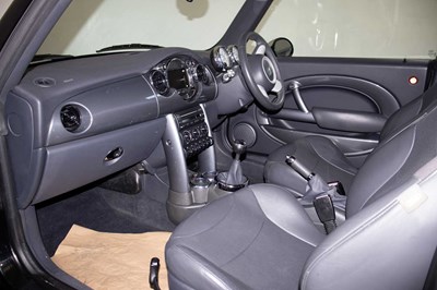 Lot 2004 Mini Cooper Convertible