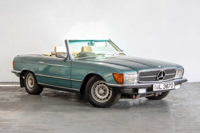 Lot 1983 Mercedes-Benz 500SL